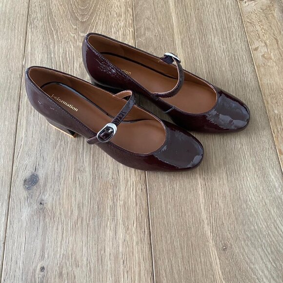 Reformation Max Block Heel in Rum Raisin Crinkle Patent - Picture 3 of 4